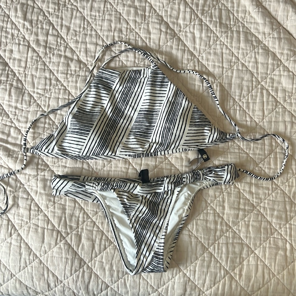 Vix Paula hermani bikini